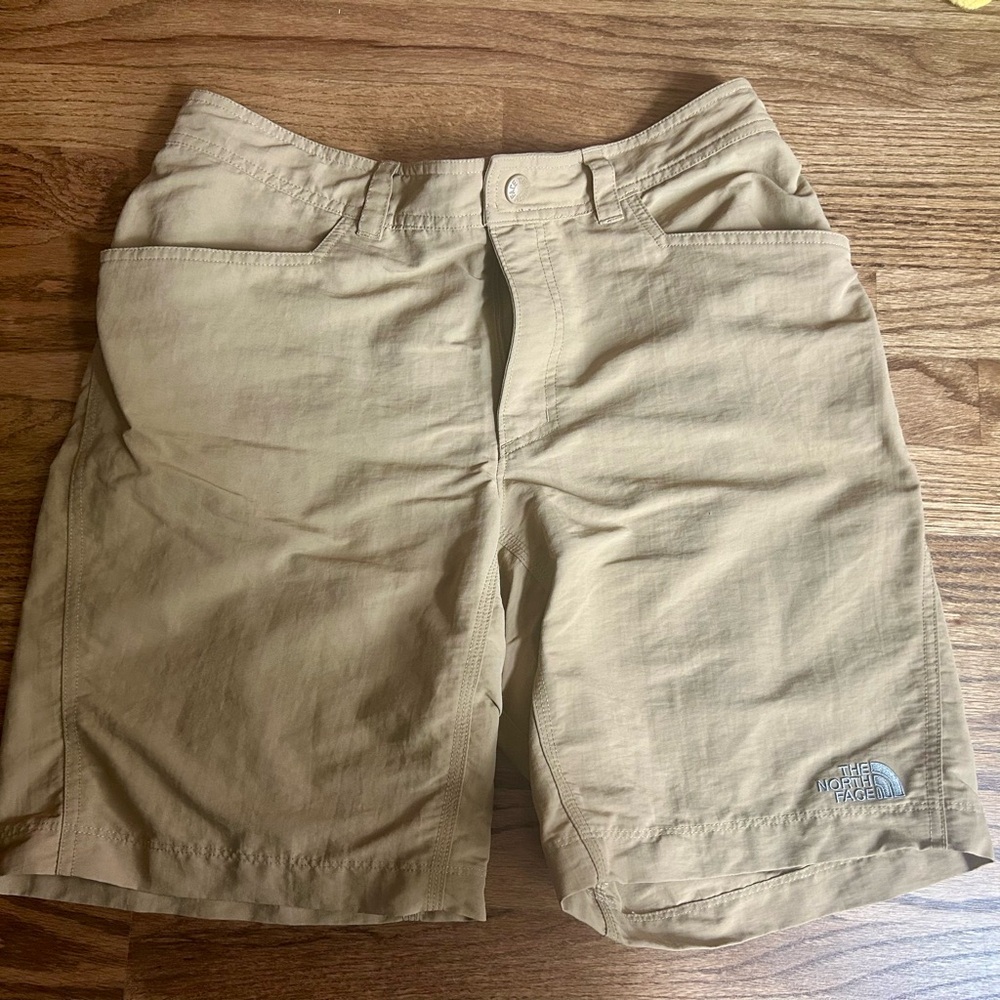 The North Face Men’s shorts size 30